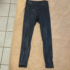 Pink lily shine black leggings size small, only worn once! Great condition